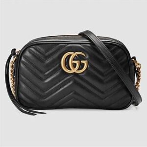 Gucci Marmont Matelassé Shoulder Bag in Black